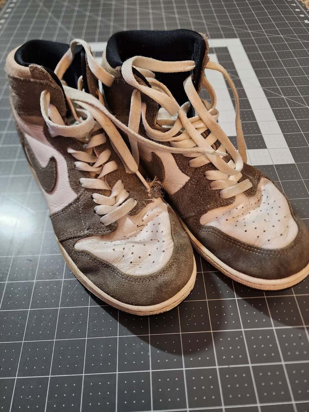 Jordan Air Jordan 1 Retro High OG Mocha Sneakers